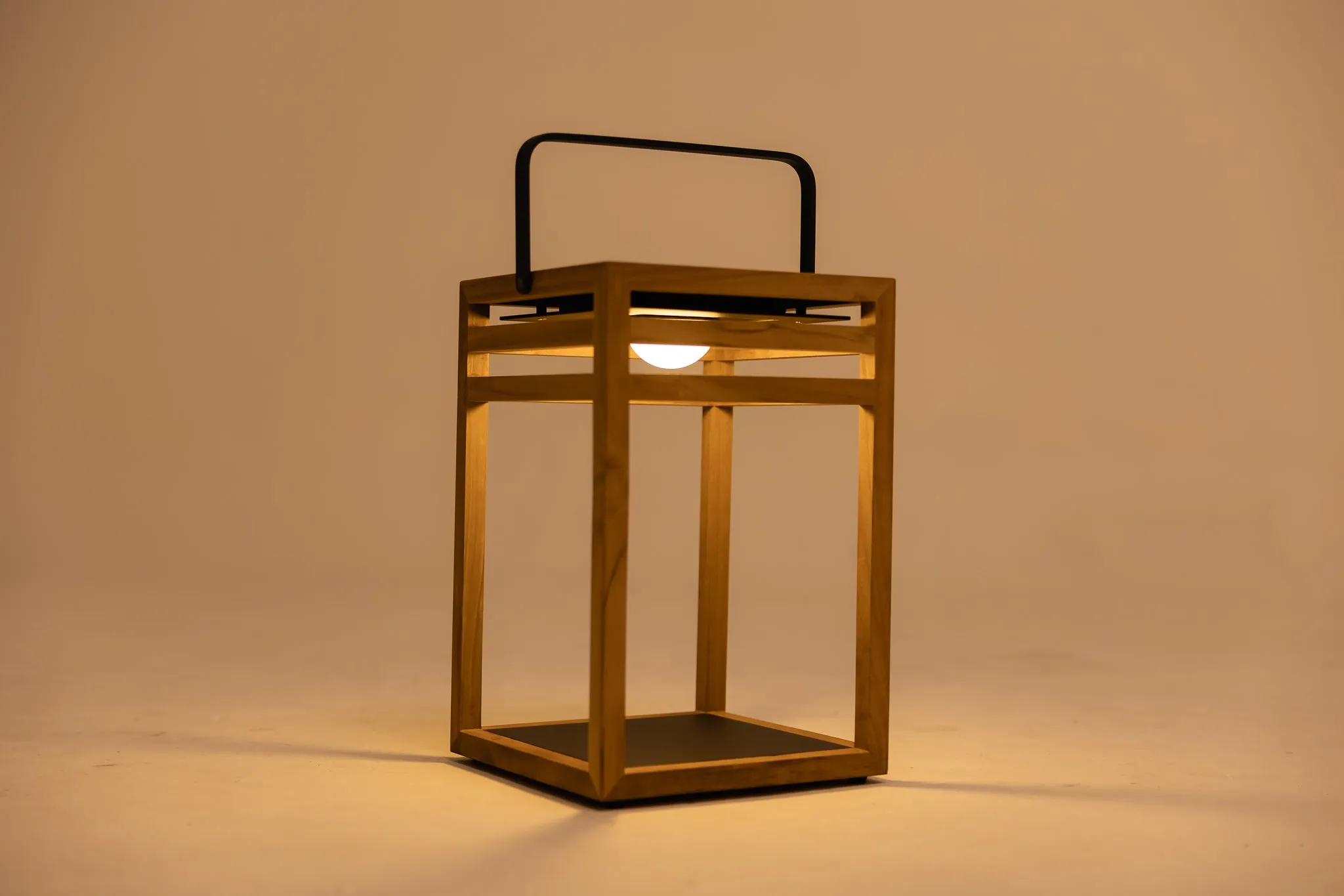 GLOW Outdoor Solar Floor Lamp (Teak)